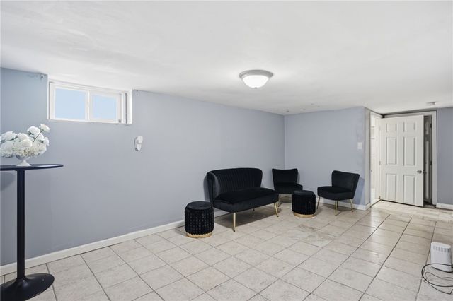 132 Roger Williams Avenue, Providence, RI 02907