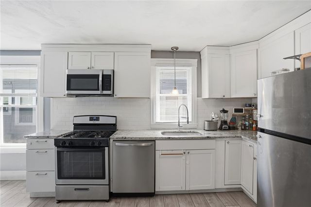132 Roger Williams Avenue, Providence, RI 02907