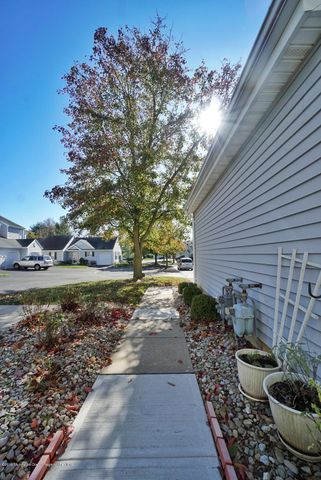 81 Pagoda Lane, Freehold, NJ 07728