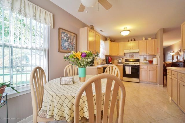 81 Pagoda Lane, Freehold, NJ 07728