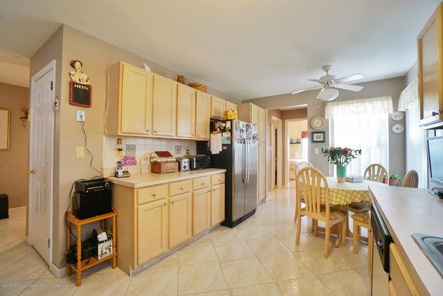 81 Pagoda Lane, Freehold, NJ 07728