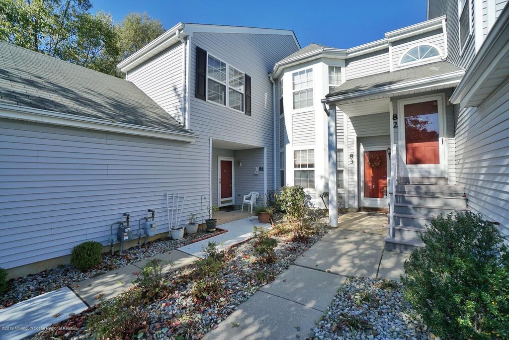 81 Pagoda Lane, Freehold, NJ 07728