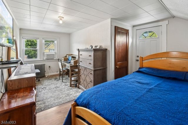 65 E 6Th St, Clifton City, NJ 07011