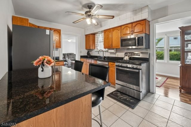 65 E 6Th St, Clifton City, NJ 07011