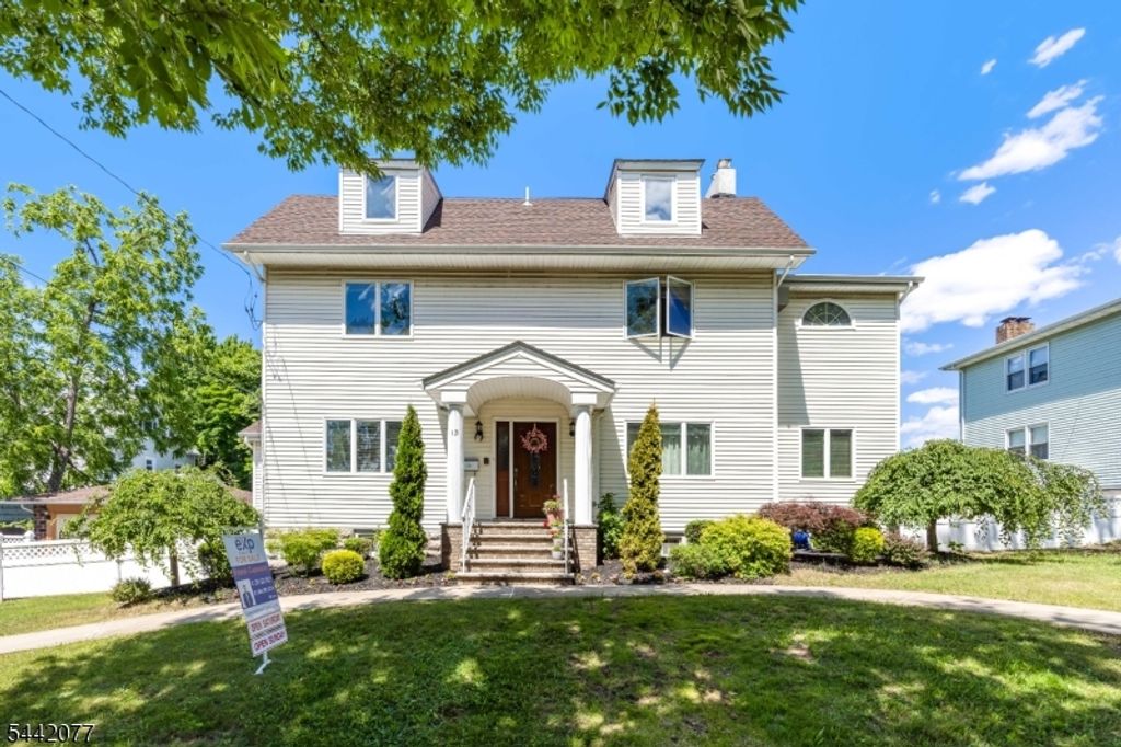 15 E Pierrepont Ave, Rutherford Boro, NJ 07070 — exterior