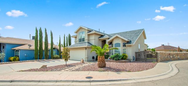 12504 SUN FLARE Drive, El Paso, TX 79938