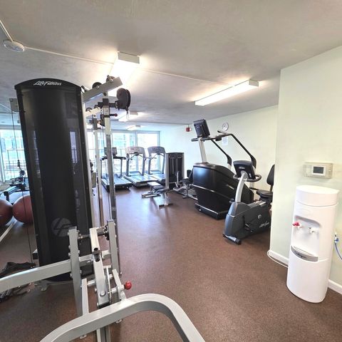 6033 N Sheridan Road 5G, Chicago, IL 60660