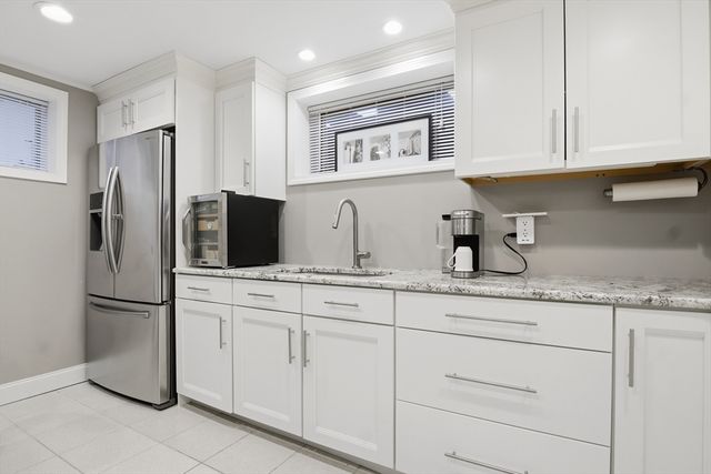 64 Browning Rd, Arlington, MA 02476