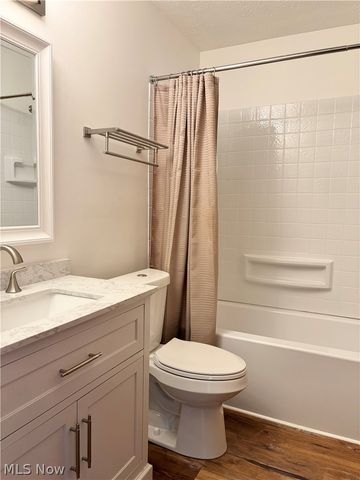 2305 Stoney Run Trail, Broadview Heights, OH 44147