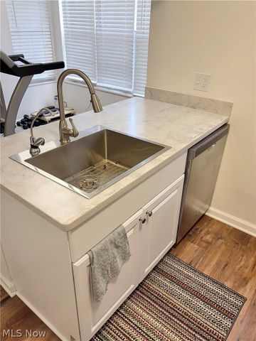 2305 Stoney Run Trail, Broadview Heights, OH 44147