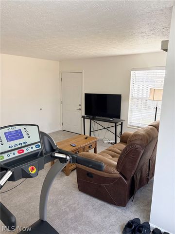 2305 Stoney Run Trail, Broadview Heights, OH 44147