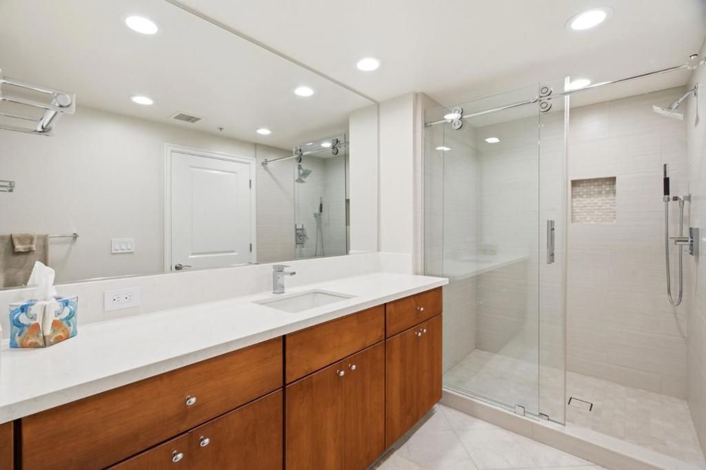 Image 22 of property listing at 46 W Julian Street 518, San Jose, CA 95110