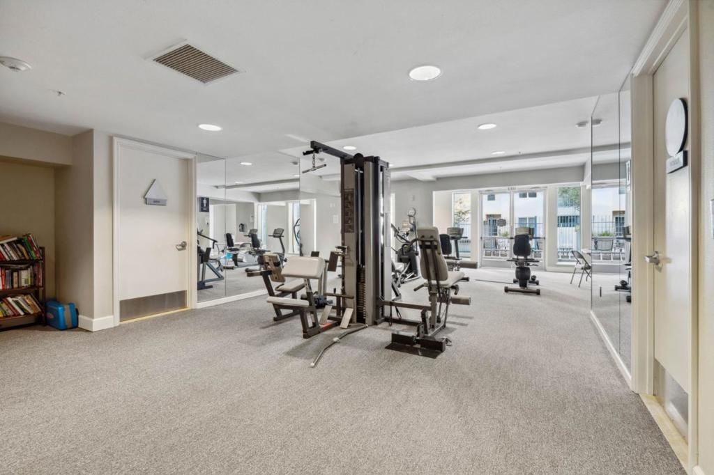 Image 34 of property listing at 46 W Julian Street 518, San Jose, CA 95110