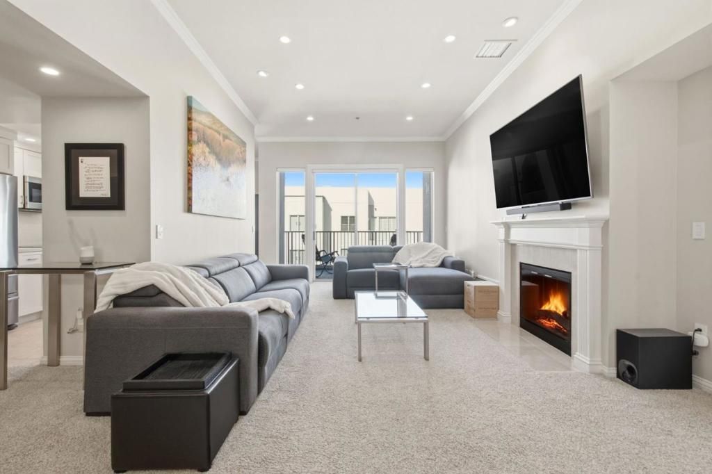 Image 4 of property listing at 46 W Julian Street 518, San Jose, CA 95110