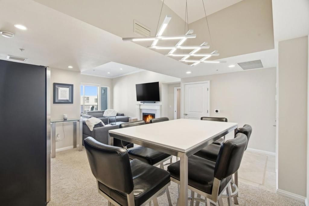 Image 7 of property listing at 46 W Julian Street 518, San Jose, CA 95110