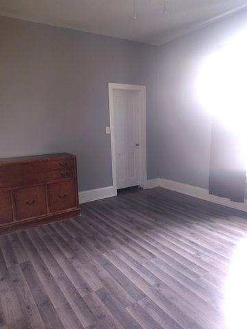 620 E ASH Street, Canton, IL 61520