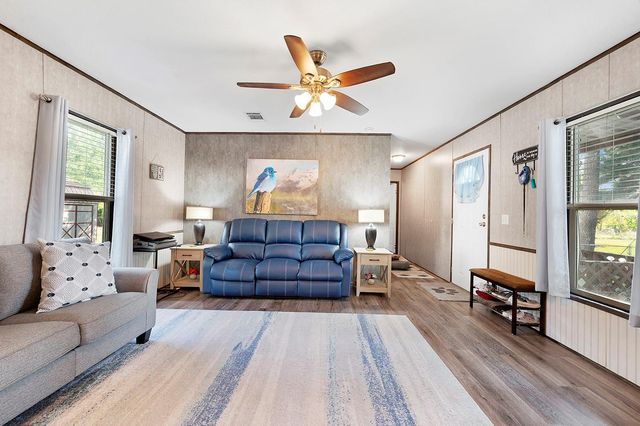 519 S 1st Street, Huntington, TX 75949