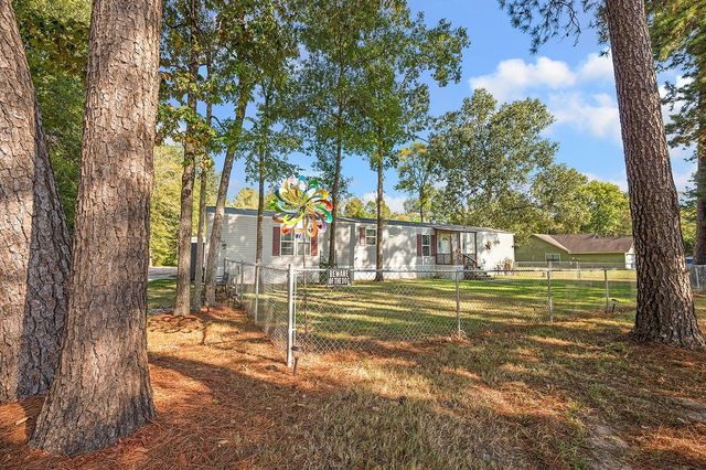 519 S 1st Street, Huntington, TX 75949