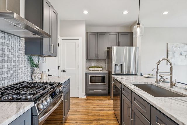 257B Riverside Dr, Nashville, TN 37206