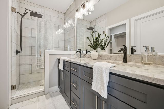 257B Riverside Dr, Nashville, TN 37206