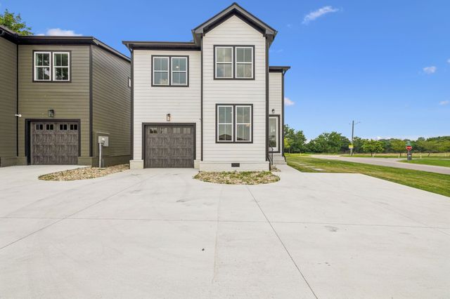 257B Riverside Dr, Nashville, TN 37206