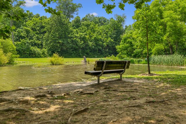 257B Riverside Dr, Nashville, TN 37206