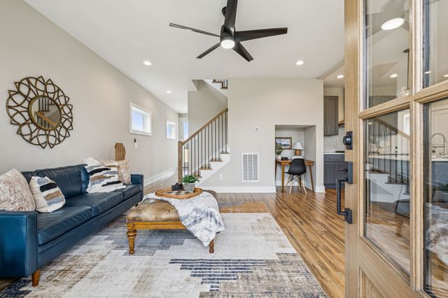 257B Riverside Dr, Nashville, TN 37206