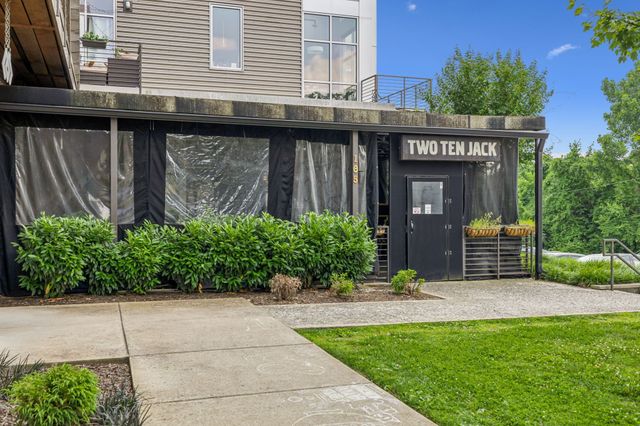 257B Riverside Dr, Nashville, TN 37206