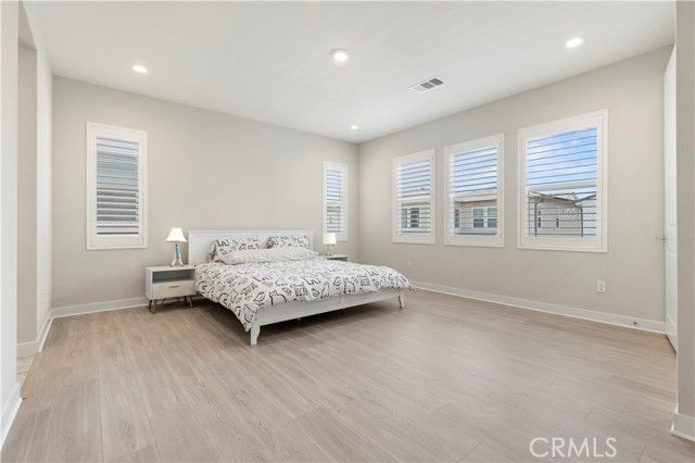 120 Holliston, Lake Forest (el Toro), CA 92630