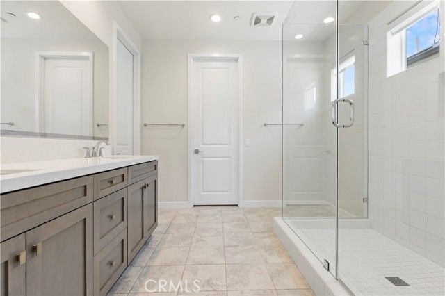 120 Holliston, Lake Forest (el Toro), CA 92630