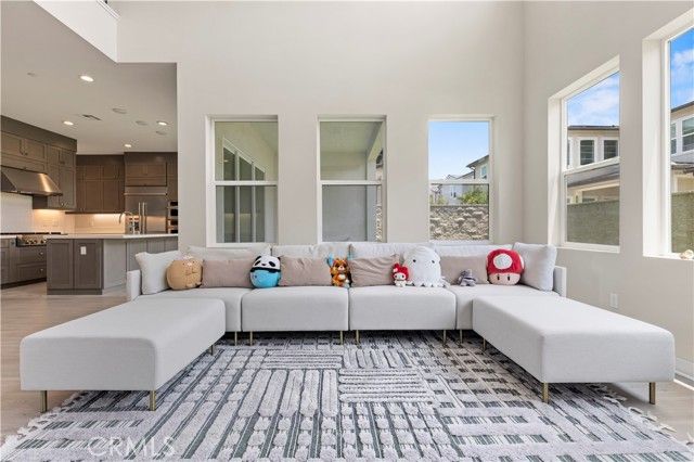 120 Holliston, Lake Forest (el Toro), CA 92630