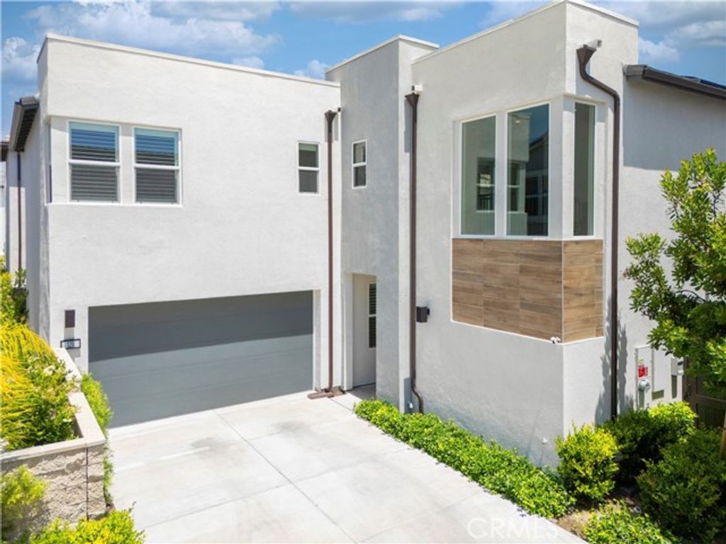 120 Holliston, Lake Forest (el Toro), CA 92630