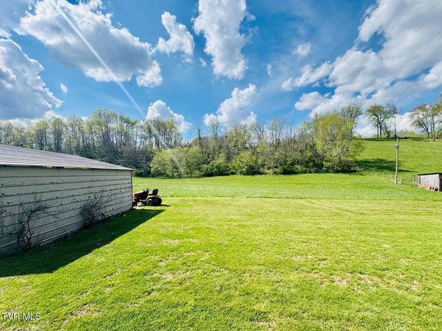 31111 Rich Valley Road, Meadowview, VA 24361