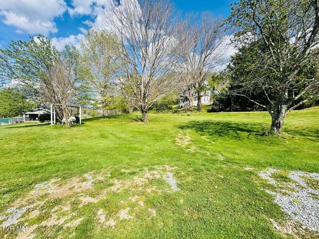 31111 Rich Valley Road, Meadowview, VA 24361