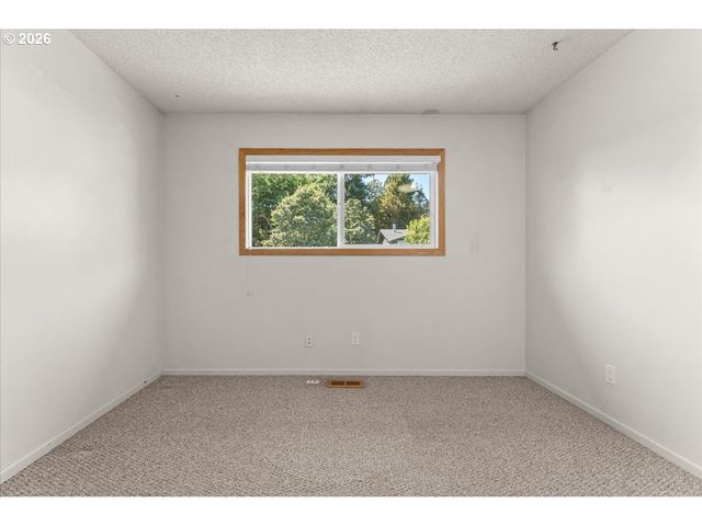 209 Nw ALDER St, Dundee, OR 97115