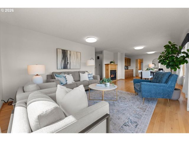 209 Nw ALDER St, Dundee, OR 97115