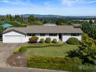 209 Nw ALDER St, Dundee, OR 97115