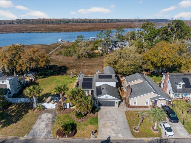 5721 Saint Angela Drive, North Charleston, SC 29418