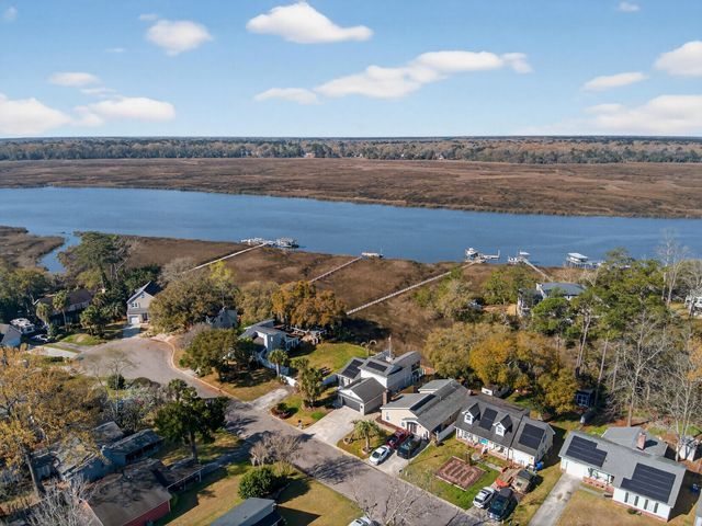 5721 Saint Angela Drive, North Charleston, SC 29418