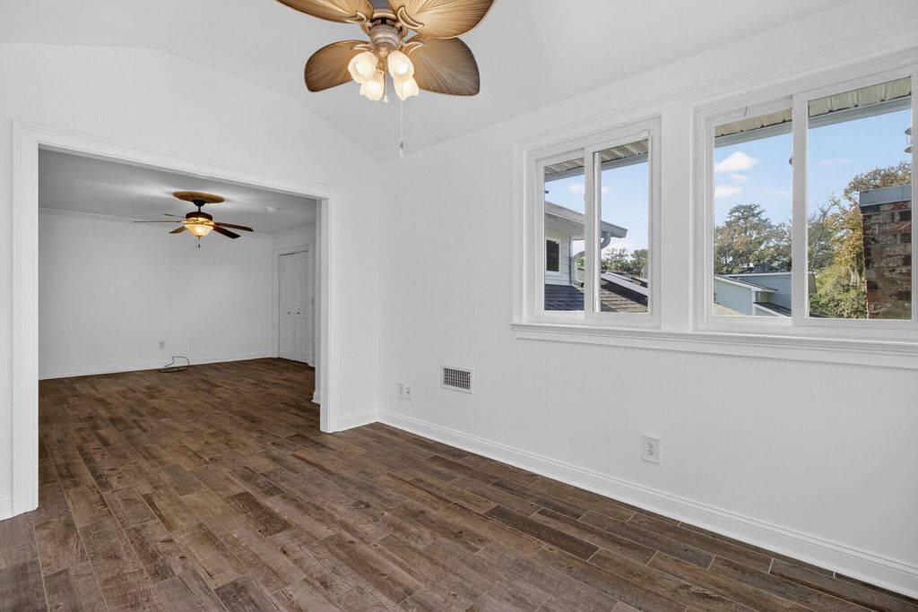 Image 34 of property listing at 5721 Saint Angela Drive, North Charleston, SC 29418