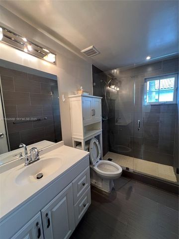 261 Navarre Ave A-4, Coral Gables, FL 33134