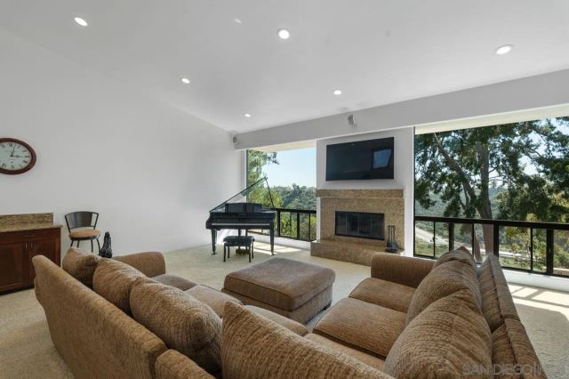 4645 Yerba Santa Drive, San Diego, CA 92115