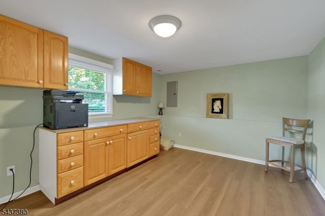 11 Monnett St, Little Ferry Boro, NJ 07643