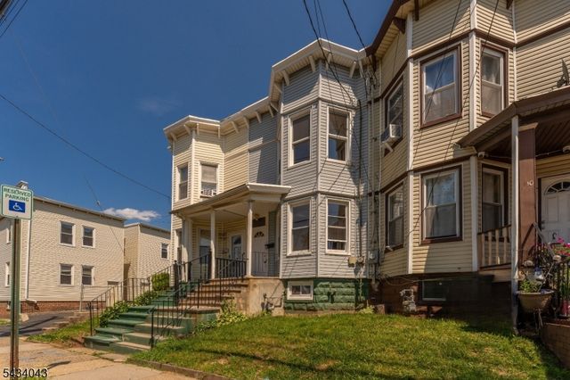 308 Rosehill Pl, Elizabeth City, NJ 07202