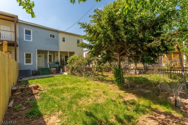 308 Rosehill Pl, Elizabeth City, NJ 07202