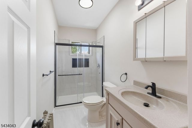 308 Rosehill Pl, Elizabeth City, NJ 07202