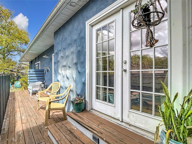 105 W COMANCHE AVENUE, Tampa, FL 33604