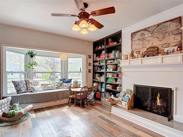 105 W COMANCHE AVENUE, Tampa, FL 33604