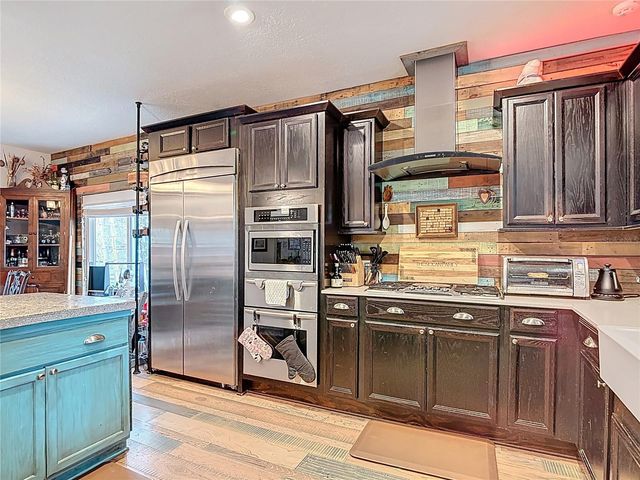 105 W COMANCHE AVENUE, Tampa, FL 33604