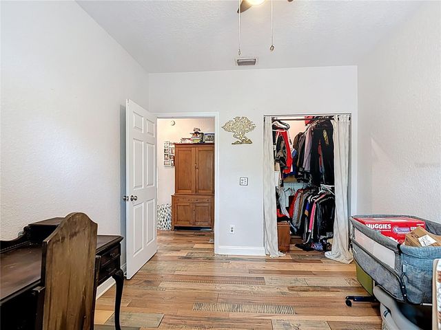 105 W COMANCHE AVENUE, Tampa, FL 33604